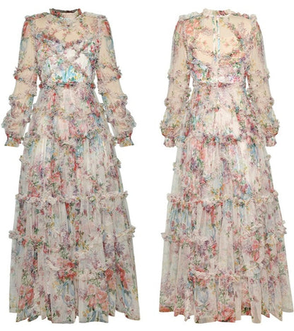 Gracefully Styled Dress for Any Occasion
