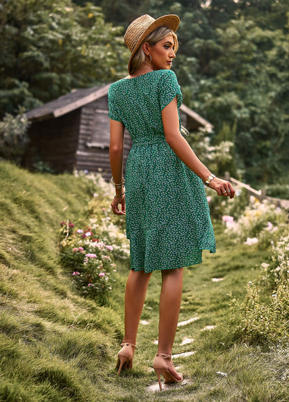 Polished Dress with an Effortless Classic Look