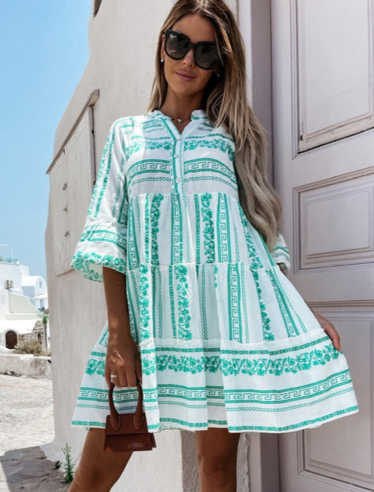 Beautifully Finished Dress in a Timeless Design