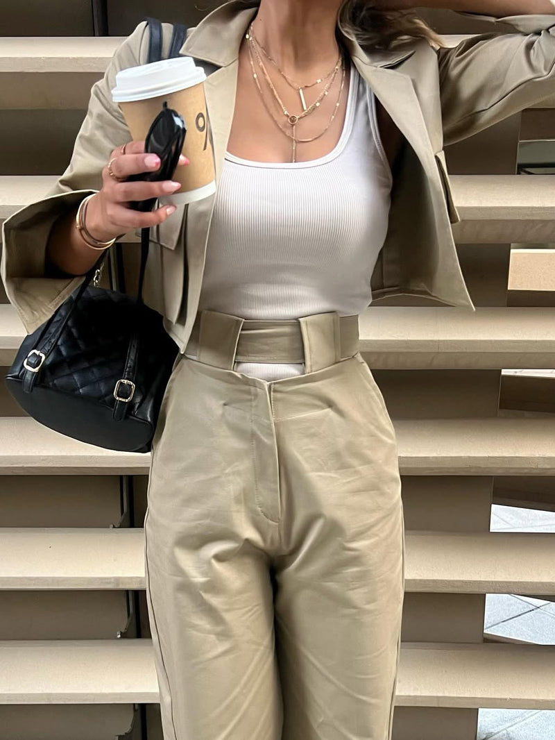 Polished Pants with an Effortless Classic Look