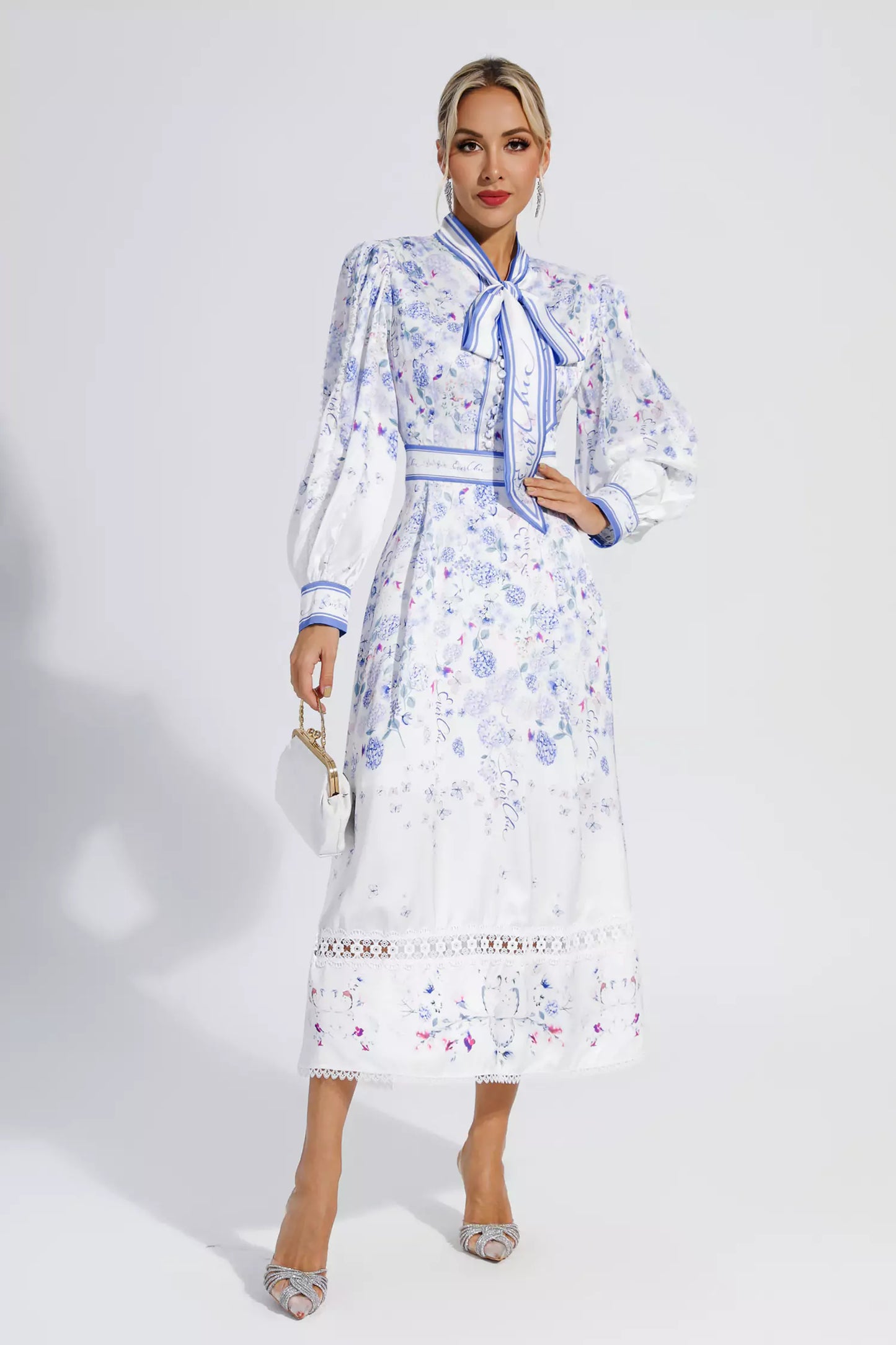 Sophisticated Dress with a Clean Classic Look