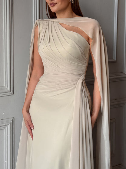 Beautifully Crafted Garment in a Classic Style
