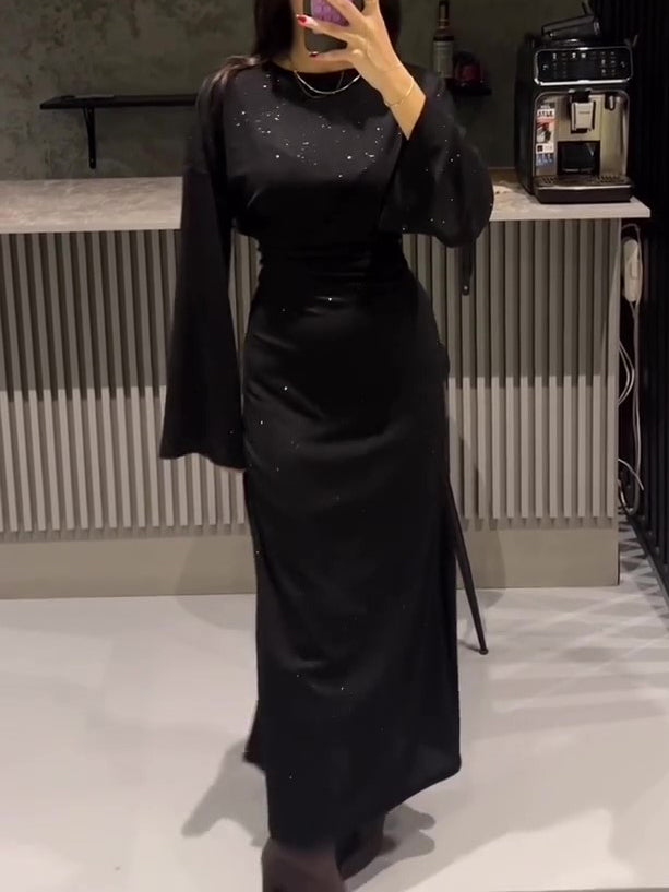 Polished Dress with an Effortless Classic Look