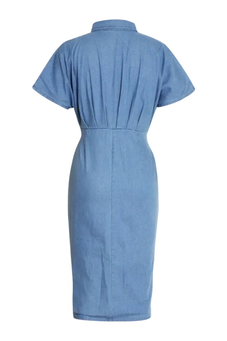 Effortlessly Elegant Dress with a Timeless Design