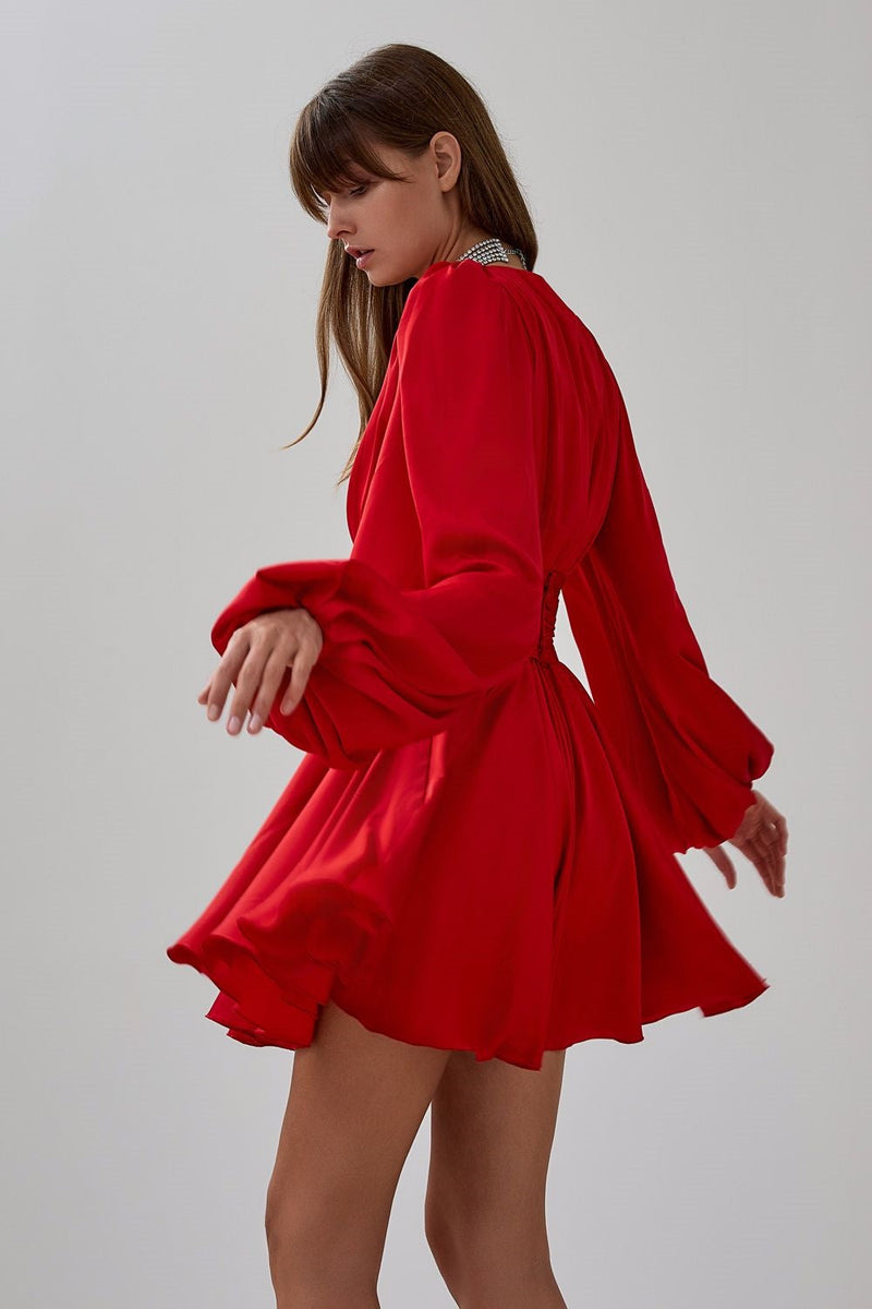 A Vintage Style Dress with Delicate Timeless Details