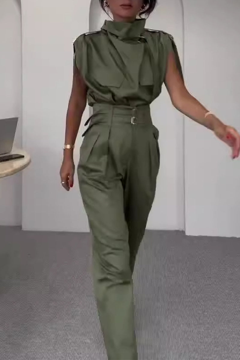 Effortlessly Elegant Garment with a Timeless Design