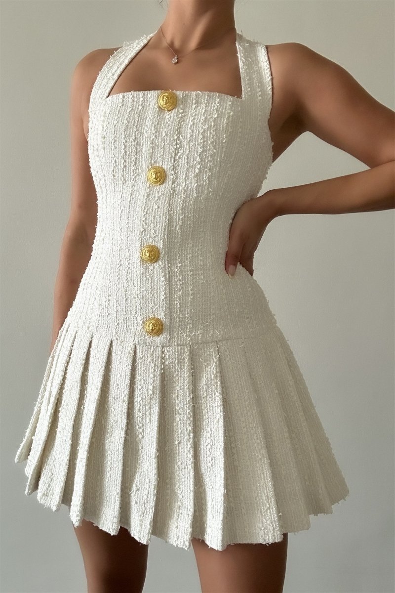 Polished Dress with an Effortless Classic Look