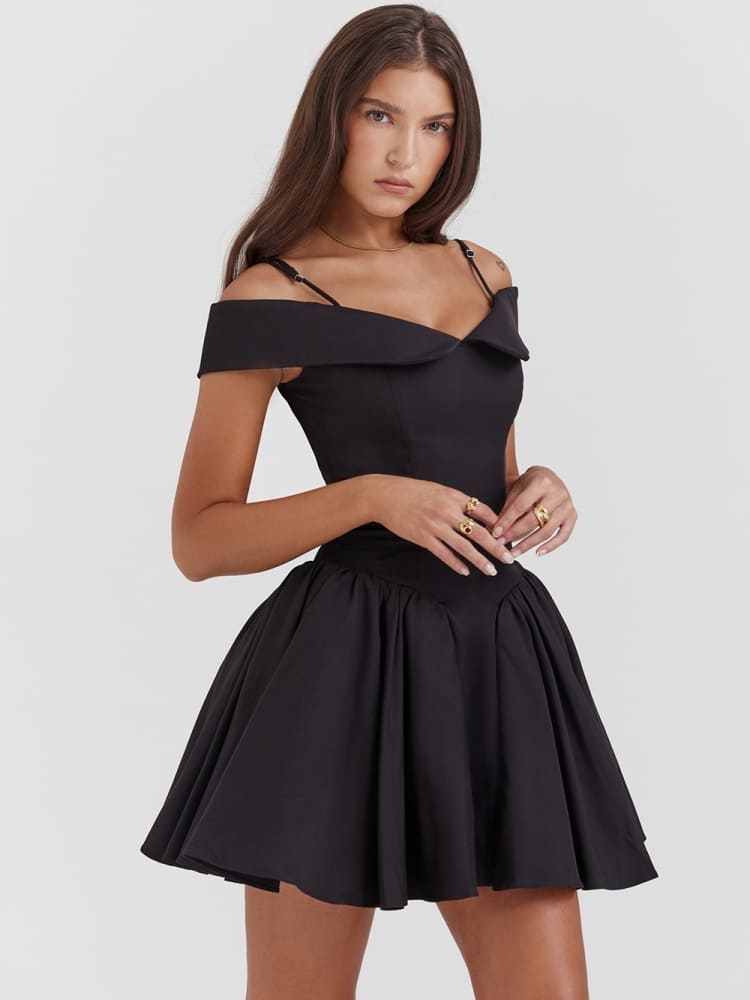 Sophisticated Dress with a Clean Classic Look