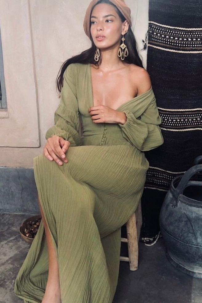 Elegantly Styled Dress for Everyday Wear