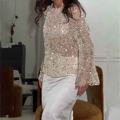 Effortlessly Elegant Top with a Timeless Design