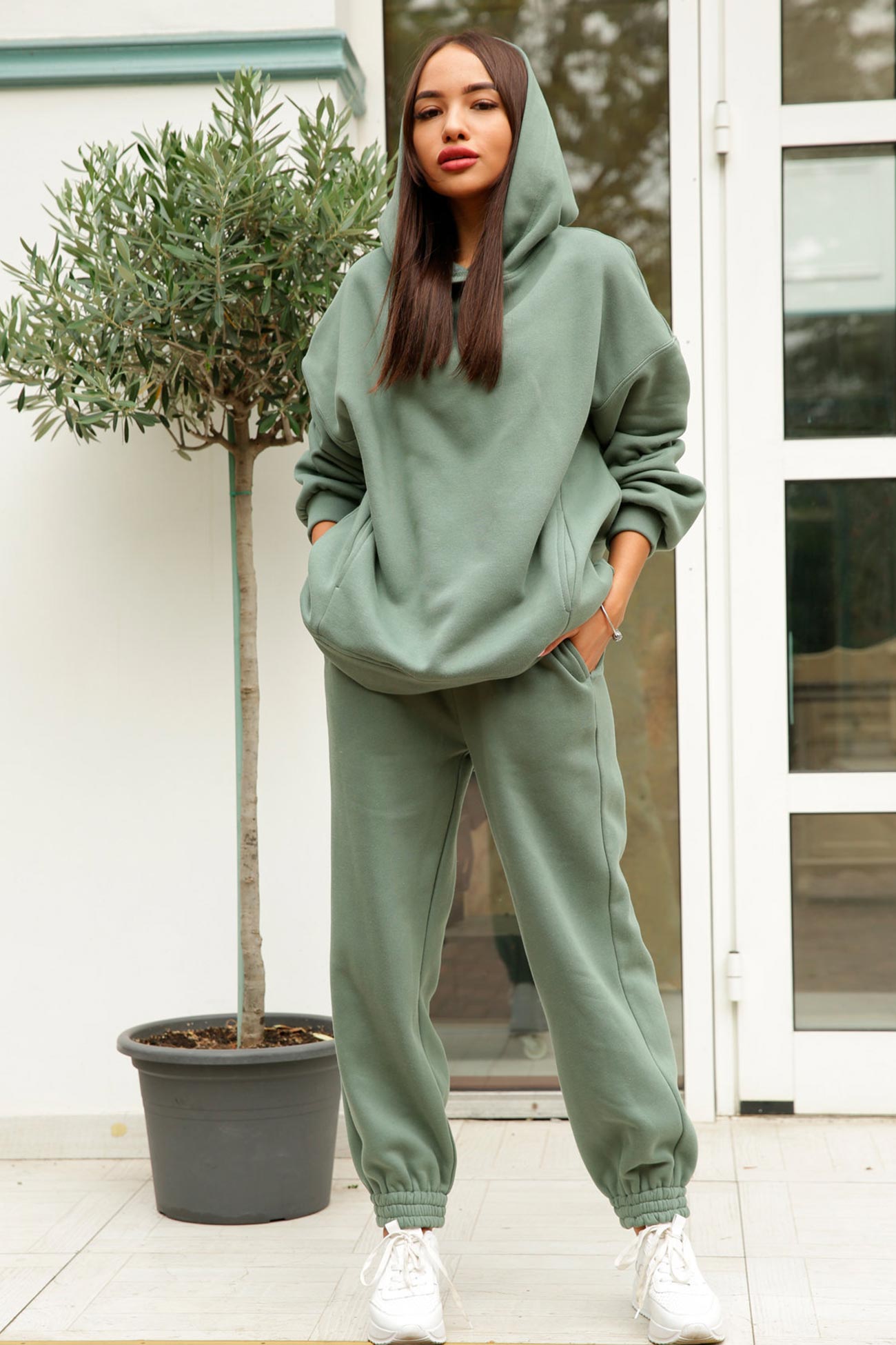 Classic Vintage Pants with a Flattering Fit