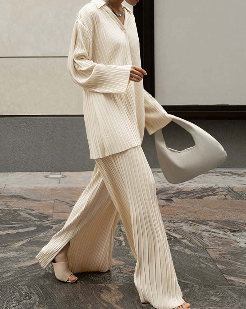 Polished Pants with an Effortless Classic Look