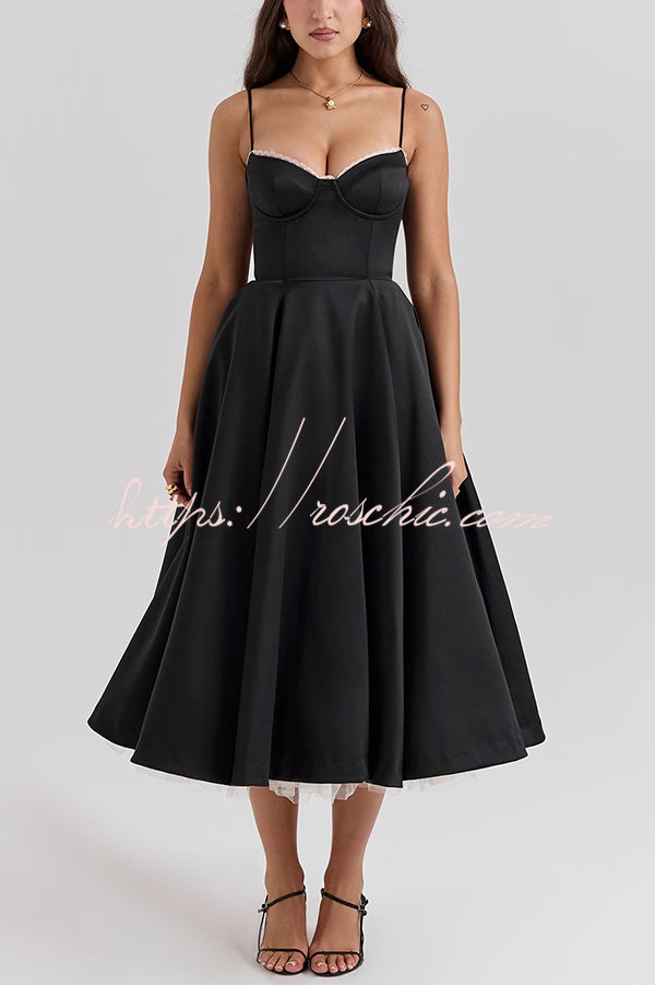 Well Tailored Dress with a Graceful Silhouette