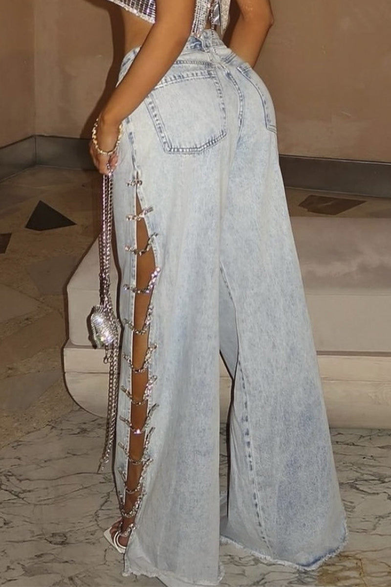 Gracefully Styled Garment for Any Occasion