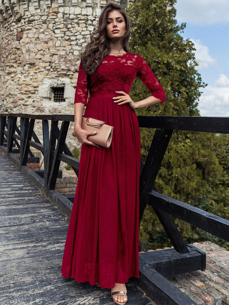 Classic Vintage Dress with a Flattering Fit