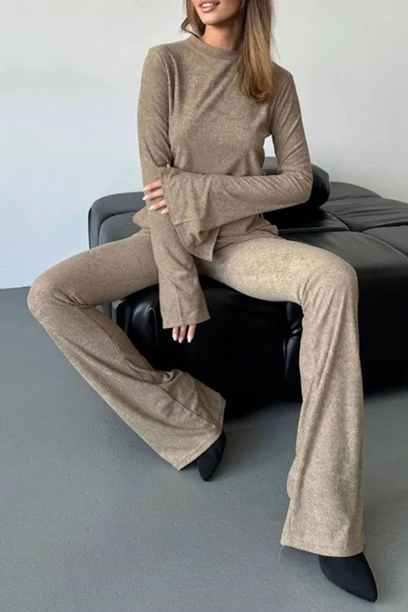 Classic Vintage Pants with a Flattering Fit