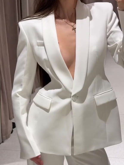 Polished Jacket with an Effortless Classic Look