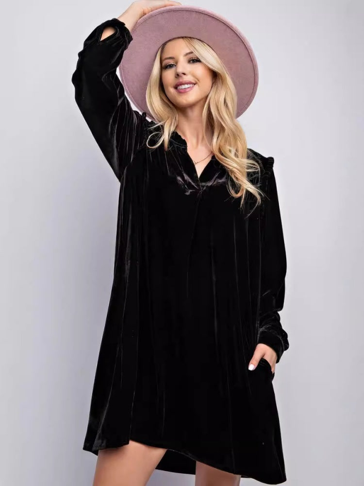 Beautifully Crafted Dress in a Classic Style