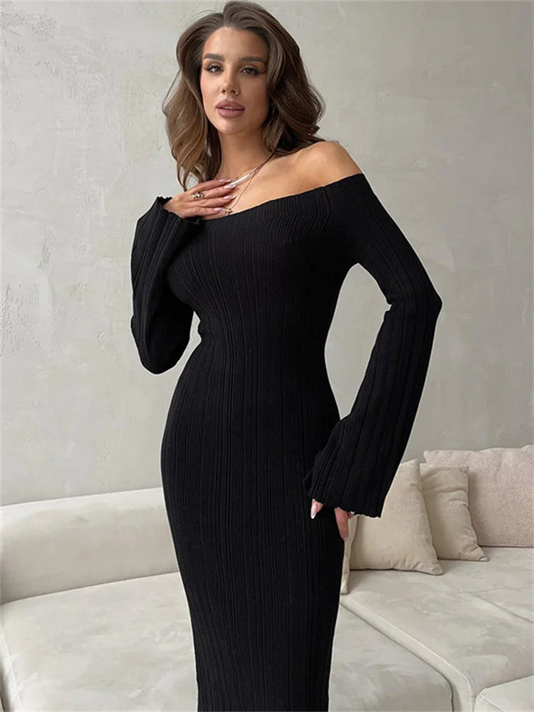 Sophisticated Dress with a Clean Classic Look