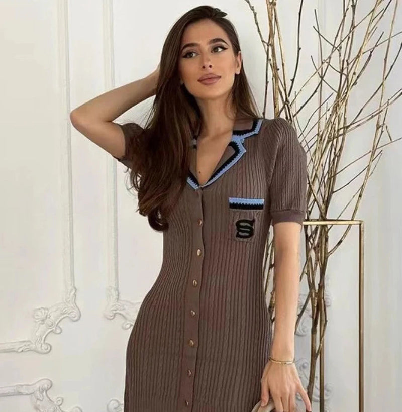 Beautifully Crafted Dress in a Classic Style
