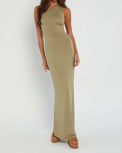 Effortlessly Elegant Dress with a Timeless Design