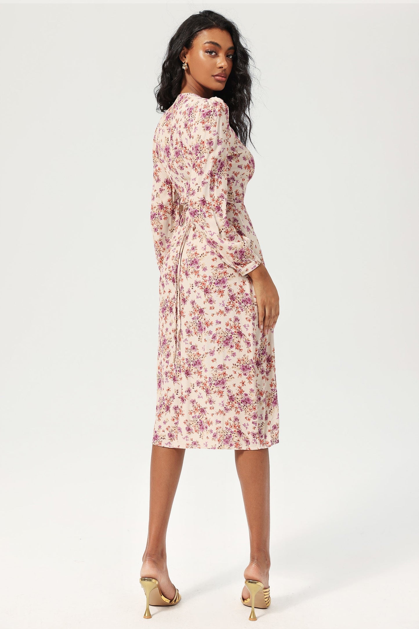 Sophisticated Dress with a Clean Classic Look