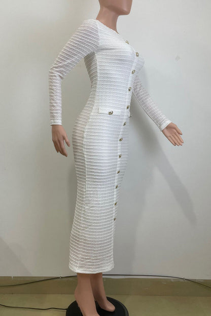 Effortlessly Elegant Dress with a Timeless Design