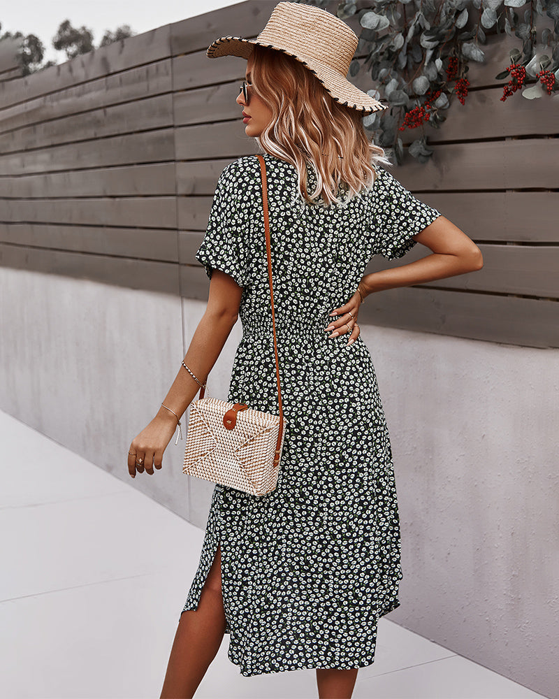Classic Vintage & Enduringly Stylish Dress