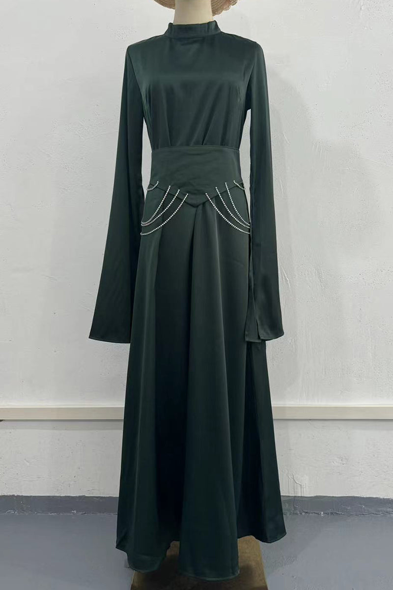 Polished Dress with an Effortless Classic Look