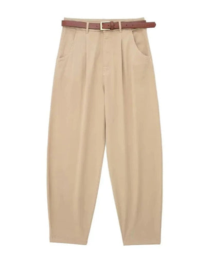 Well Tailored Pants with a Graceful Silhouette