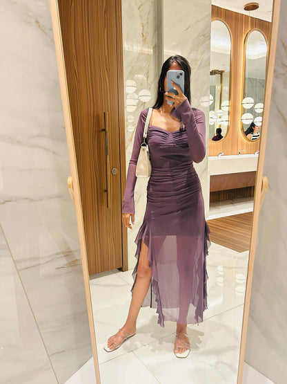 Effortlessly Elegant Dress with a Timeless Design