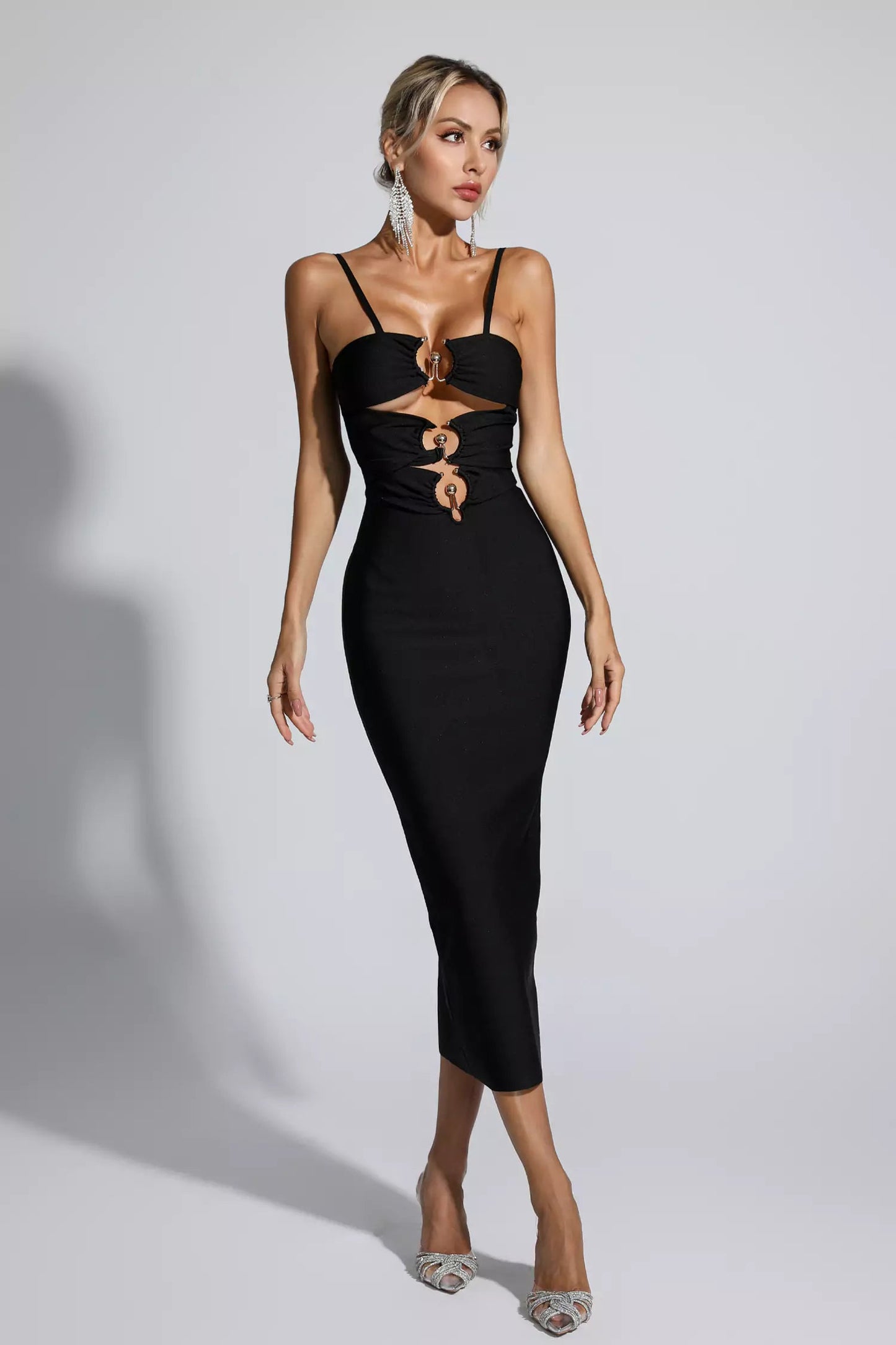 Classic Vintage Dress with a Flattering Fit