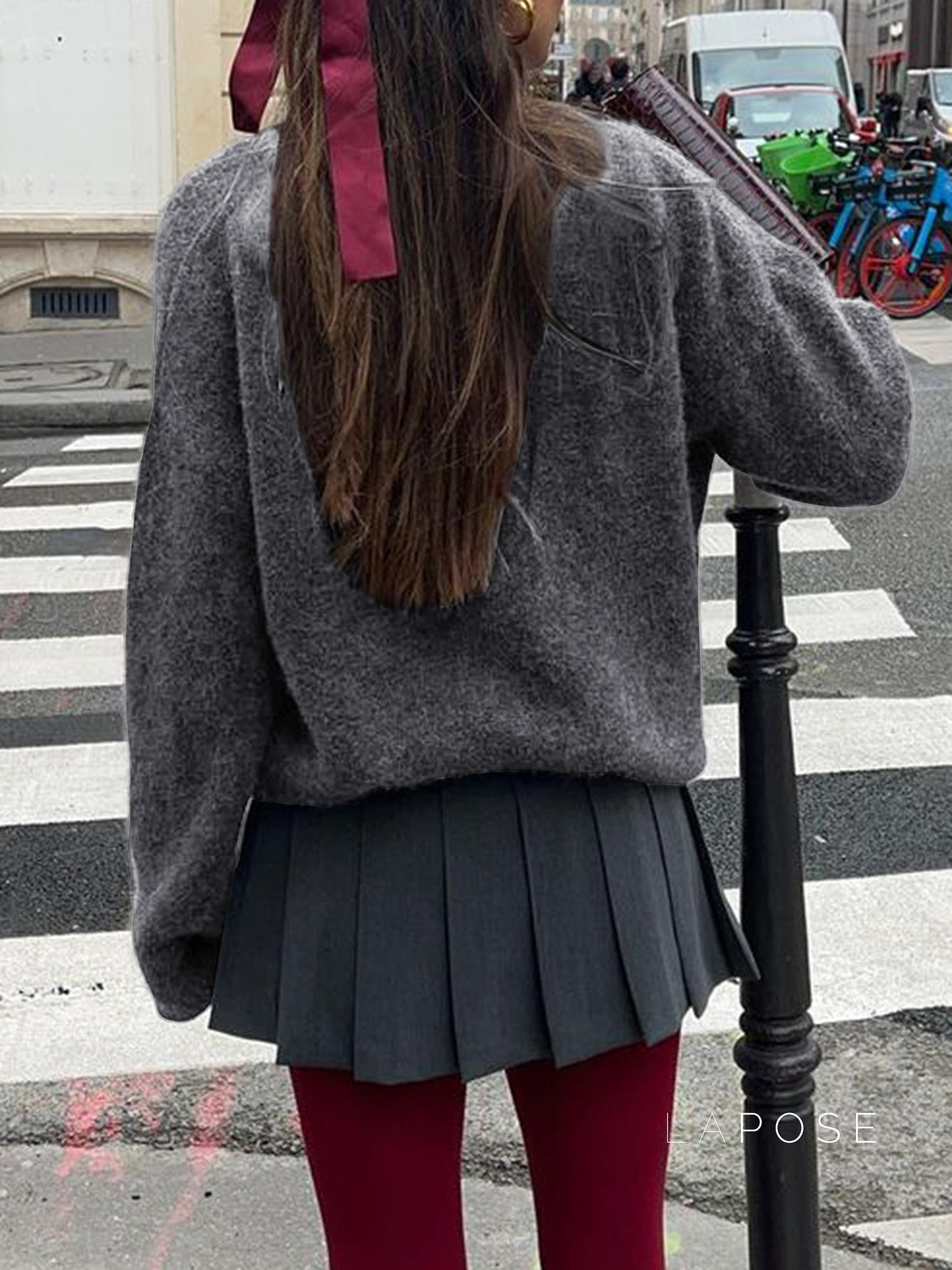 Effortlessly Elegant Sweater with a Timeless Design