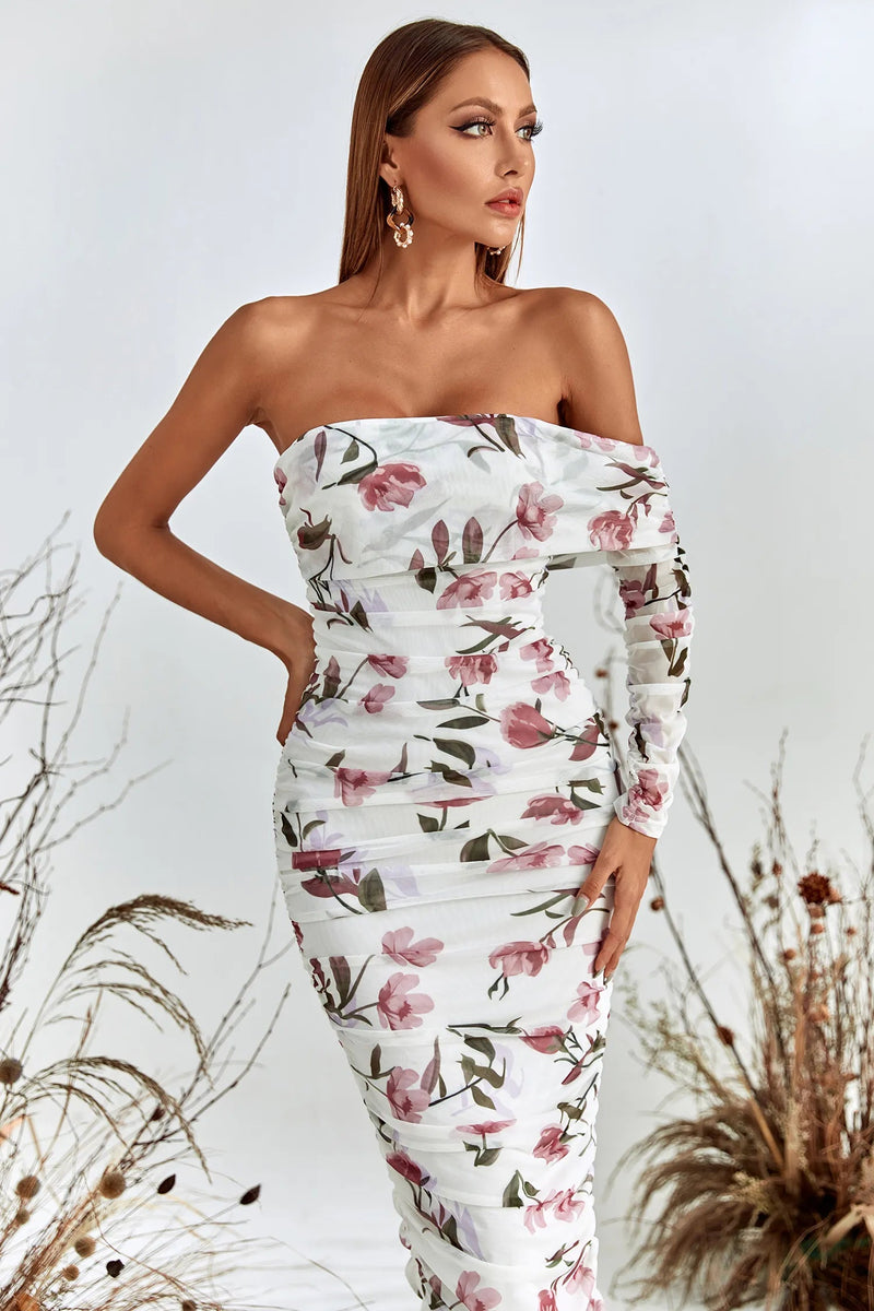 A Vintage Style Dress with Delicate Timeless Details