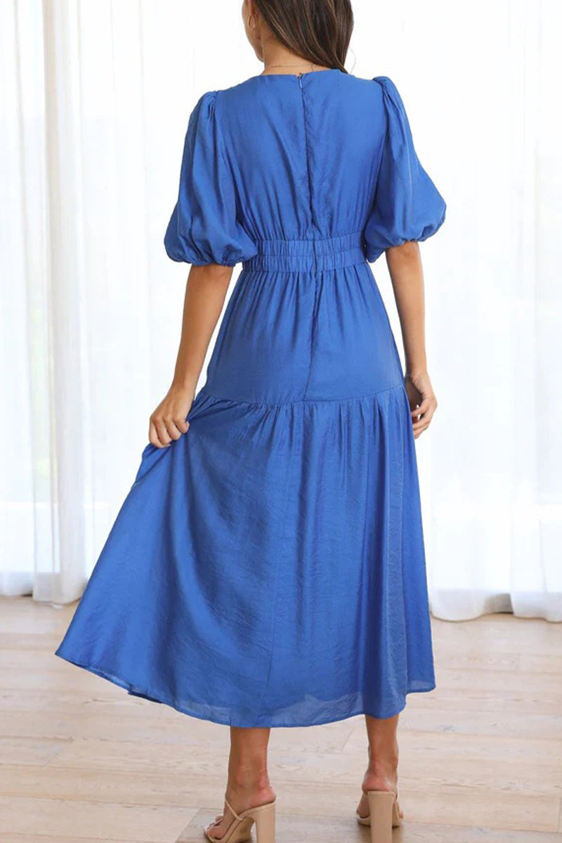 Classic Vintage Dress with a Flattering Fit