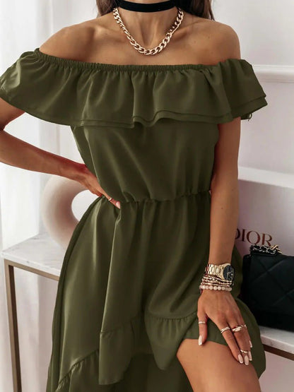 Well Tailored Dress with a Graceful Silhouette