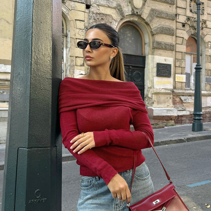 Effortlessly Elegant Top with a Timeless Design