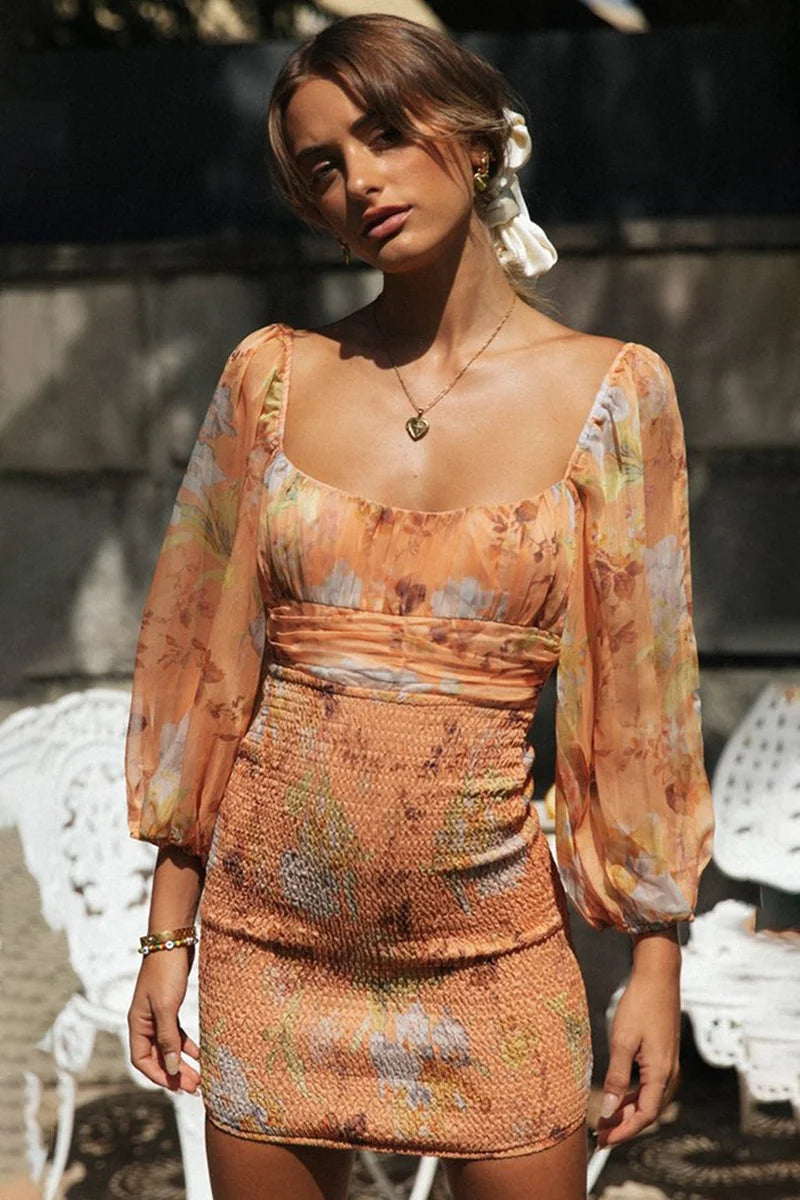 Classic Vintage Dress with a Flattering Fit