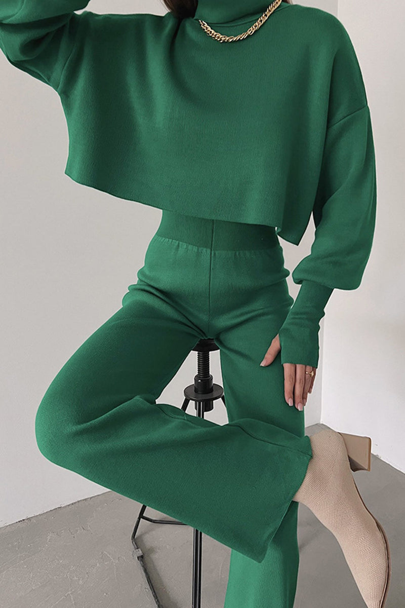 Classic Vintage Pants with a Flattering Fit