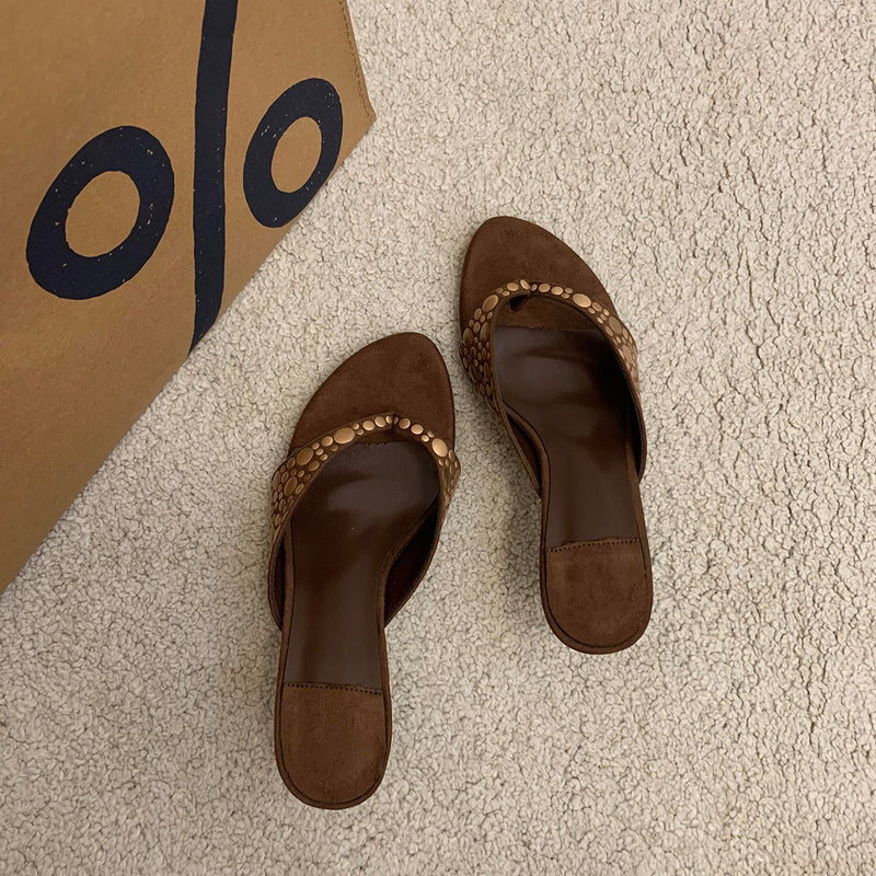 Chic Orthopedic Heels with Unique Design