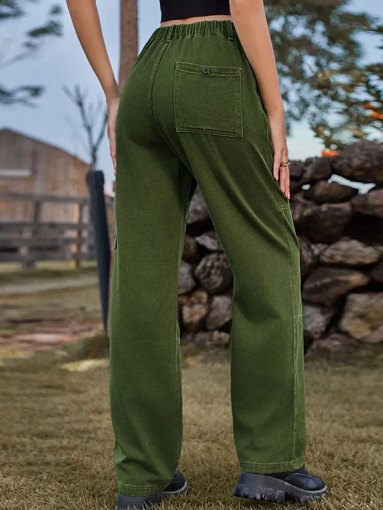 Classic Vintage Pants with a Flattering Fit