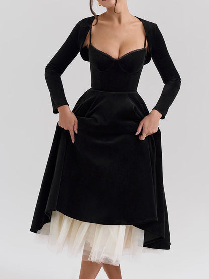 Effortlessly Elegant Dress with a Timeless Design