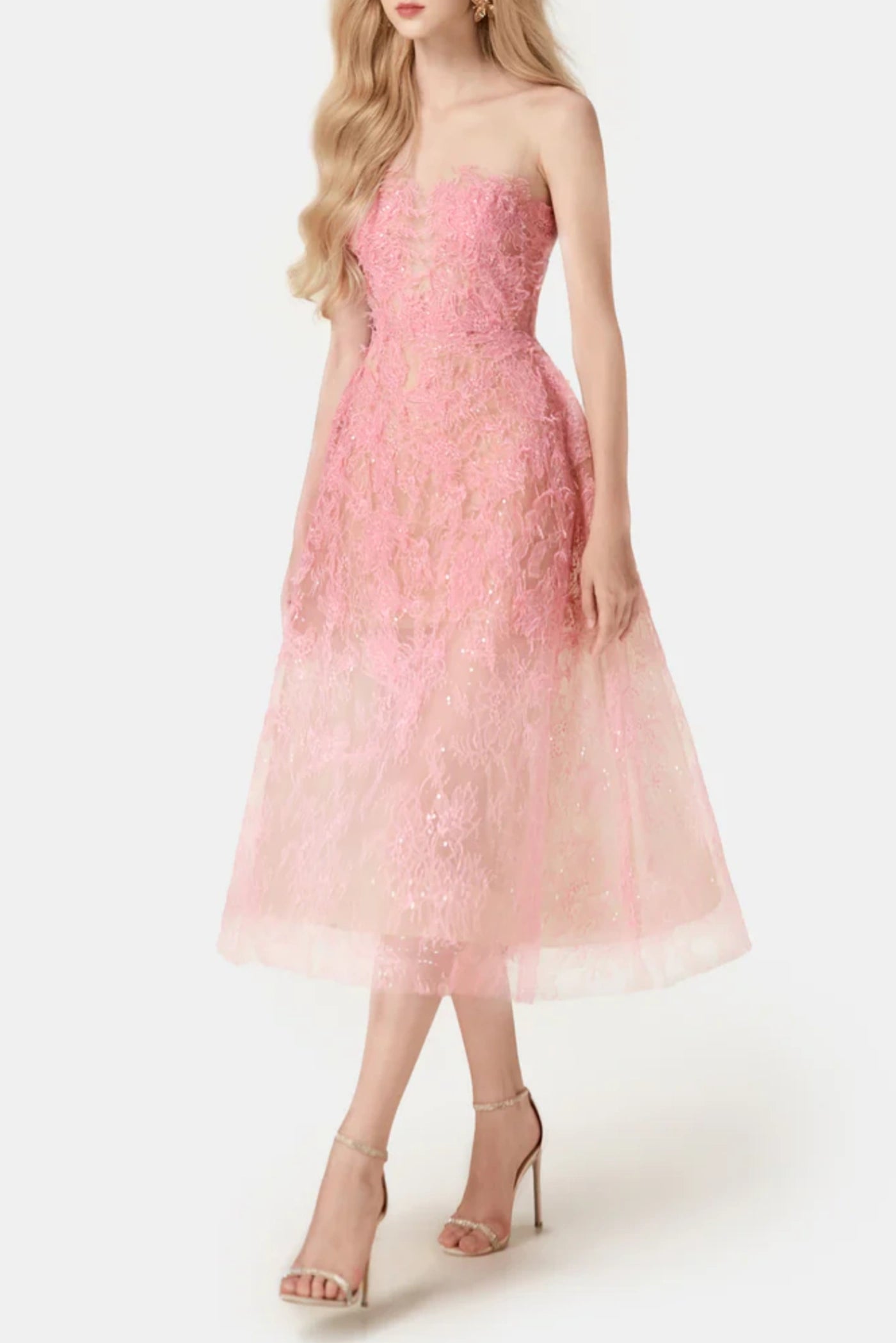 Beautifully Crafted Dress in a Classic Style