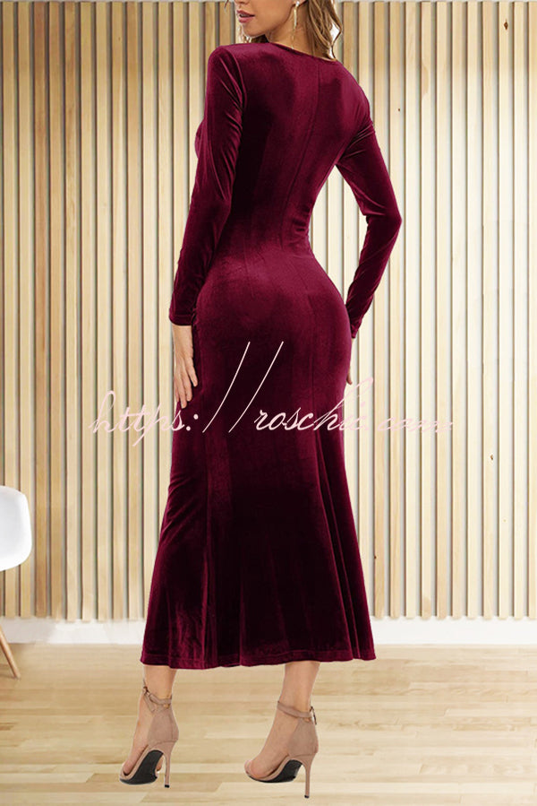 Classic Vintage & Enduringly Stylish Dress