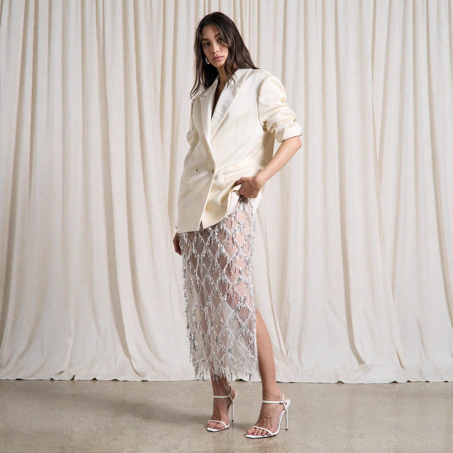 Well Tailored Garment with a Graceful Silhouette