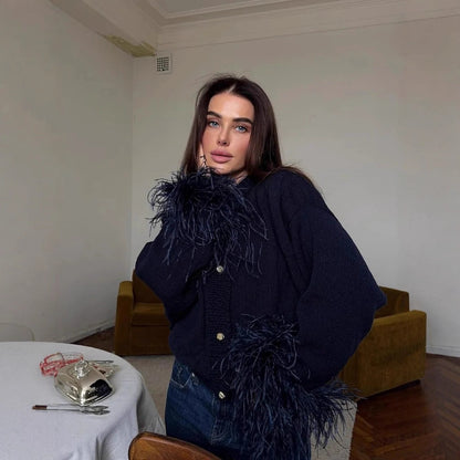 Effortlessly Elegant Cardigan with a Timeless Design