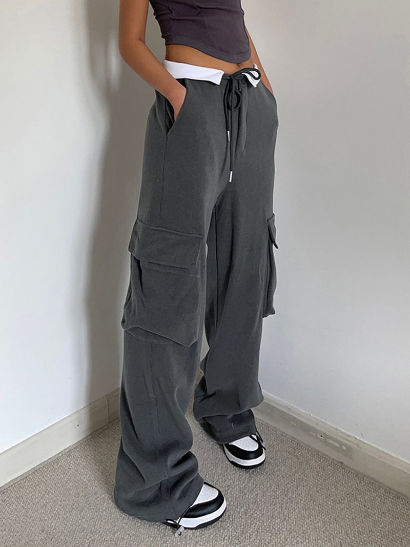 Well Tailored Pants with a Graceful Silhouette