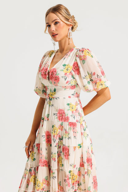 Classic Vintage Dress with a Flattering Fit