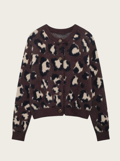 Well Tailored Cardigan with a Graceful Silhouette