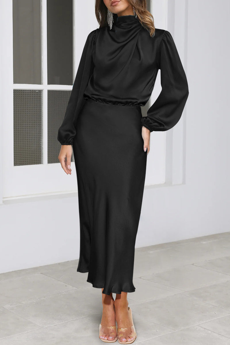 Beautifully Finished Dress in a Timeless Design